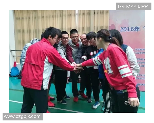 成都羽毛球队与南京羽毛球队赛后复盘分析团队配合与战术执行的关键因素